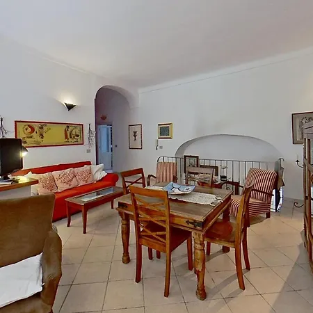 Residenza Geppy - Downtown With Terrace Overlooking The Sea Sorso